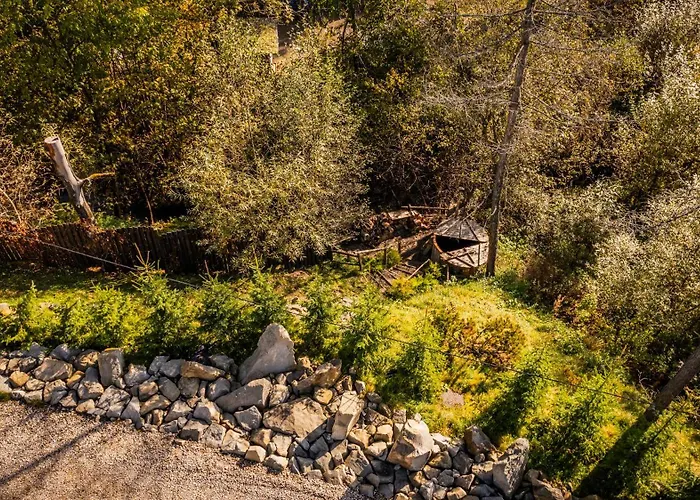 Domek Gabi z balią w ogrodzie Zakopane
